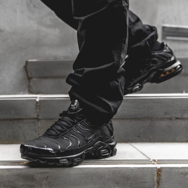 TN NEGRO